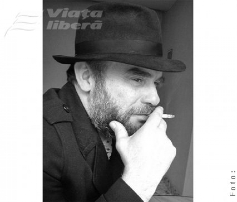 Poezie şi muzică la „Axis Libri”
