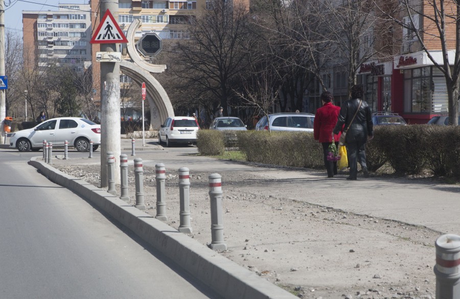 Problema TASĂRILOR şi SURPĂRILOR din Galaţi/ Ce face Primăria ca să nu ne înghită pământul