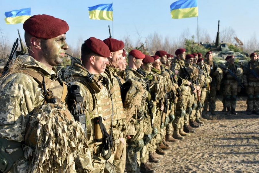 UE va instrui 15.000 de militari ucraineni