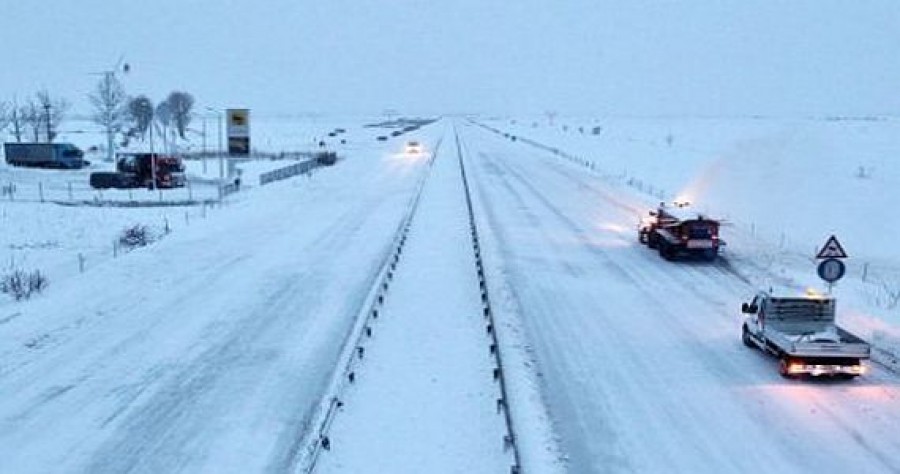 Autostrada Soarelui a fost închisă pe tronsonul Bucureşti - Lehliu