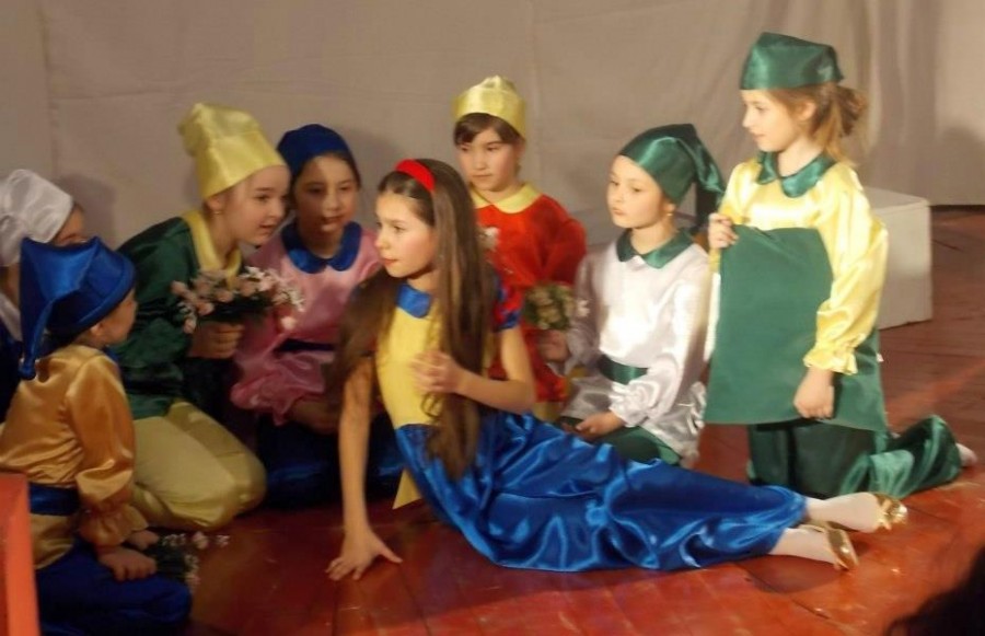 Un atelier de teatru pentru copii şi tineri. „Cireşarii” vin la Galaţi