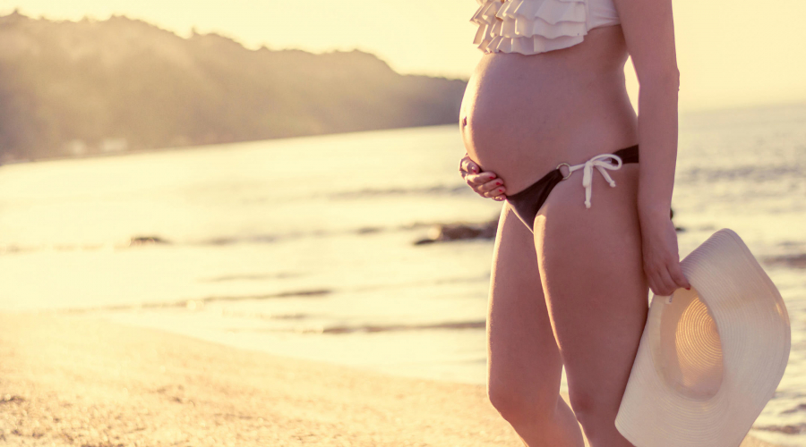 Este sau nu benefică expunerea la soare în timpul sarcinii
