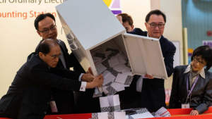 Doar „patrioţi”, în alegerile din Hong Kong