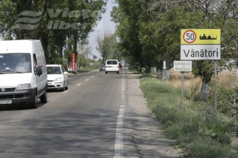 Curentul electric se tot lasă aşteptat la Vânători