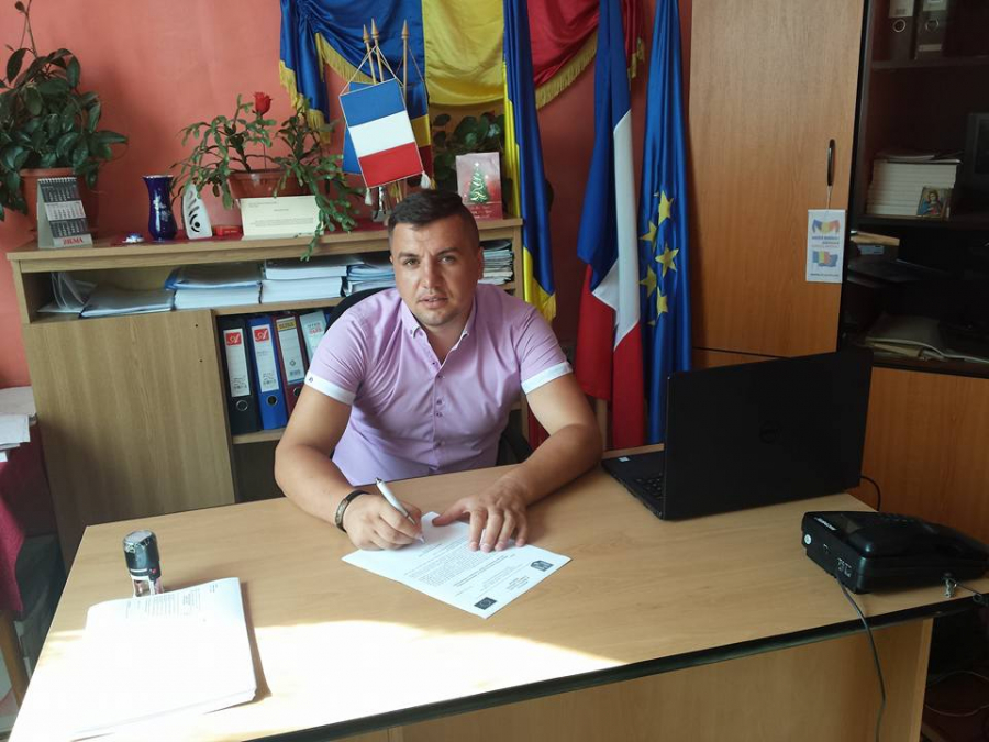 PRIMARUL din Jorăşti, ACUZAT de abuz în serviciu