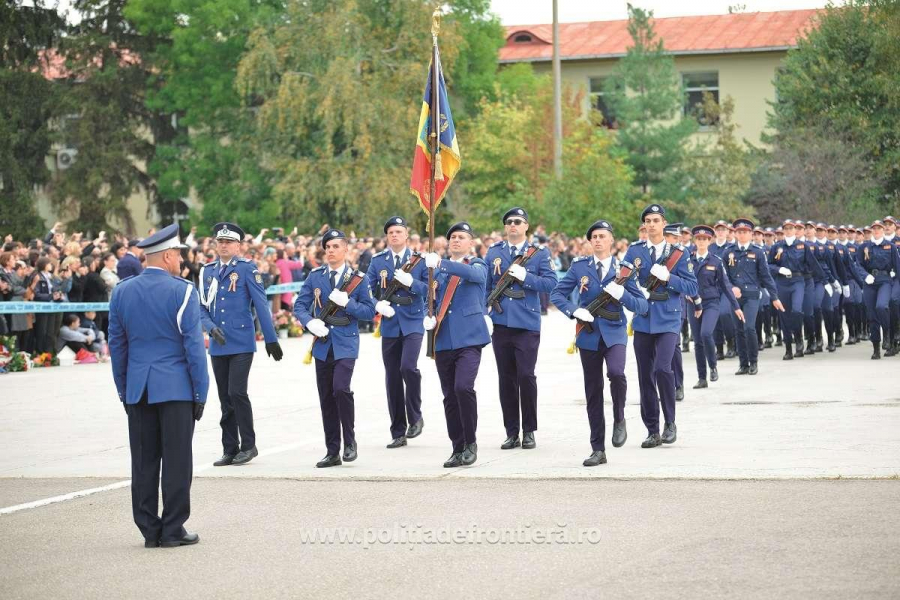 Liceenii, interesați să devină jandarmi