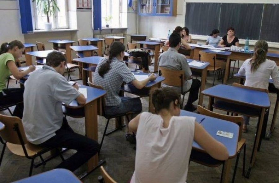 BACALAUREAT 2015, sesiunea a doua: Subiecte foarte uşoare la română