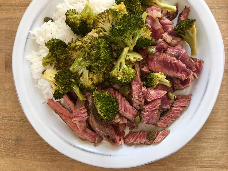 Steak cu broccoli picant
