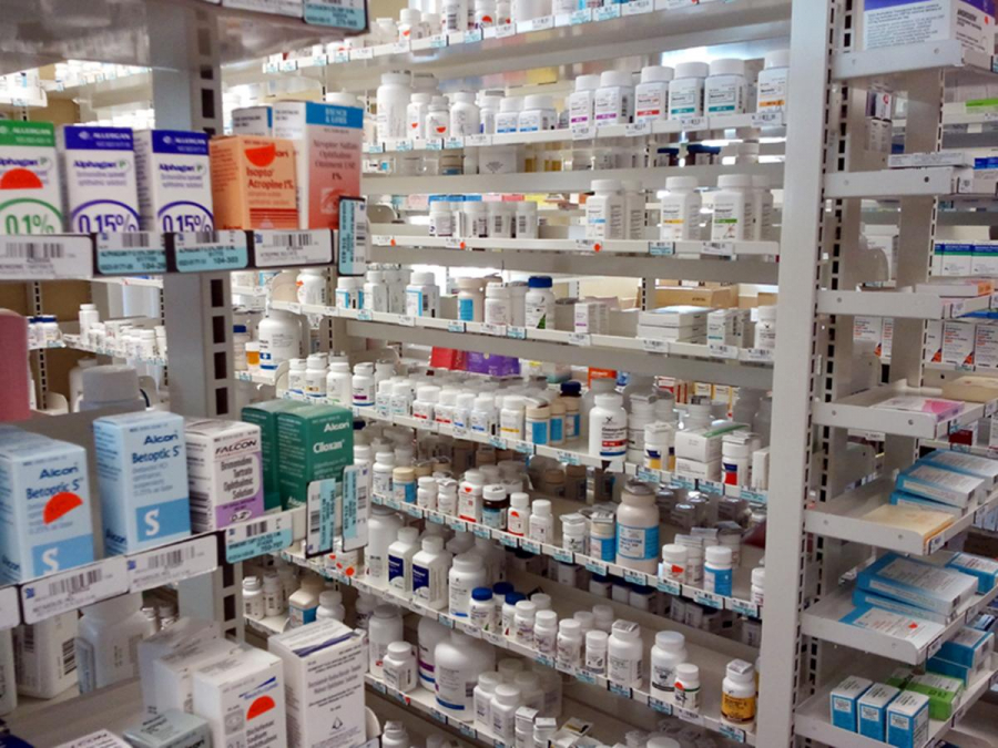 Sute de MEDICAMENTE ieftine ar putea dispărea