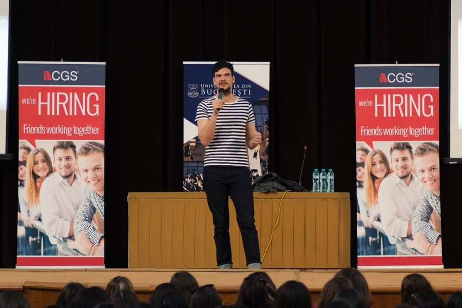 Tudor Chirilă, de vorbă cu studenţii gălăţeni