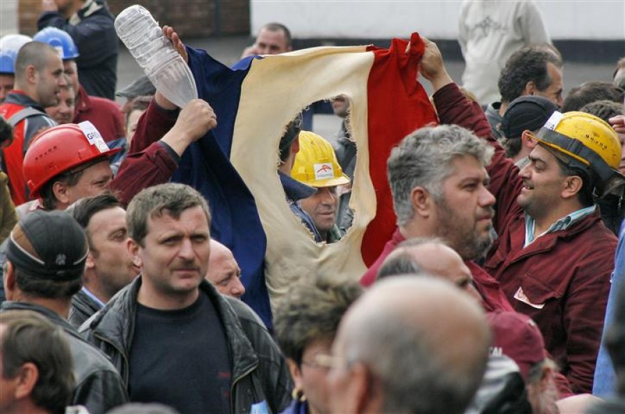 Metalurgiştii ar putea ieşi în stradă