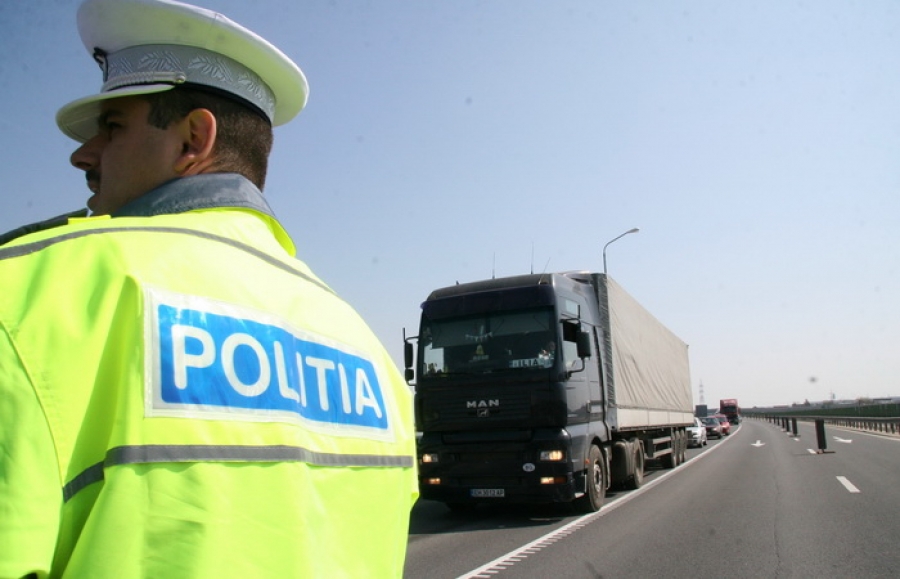 Razii concentrate ale poliţiei în nordul judeţului. Hoţii de lemne şi traficanţii de ţigări, în vizor