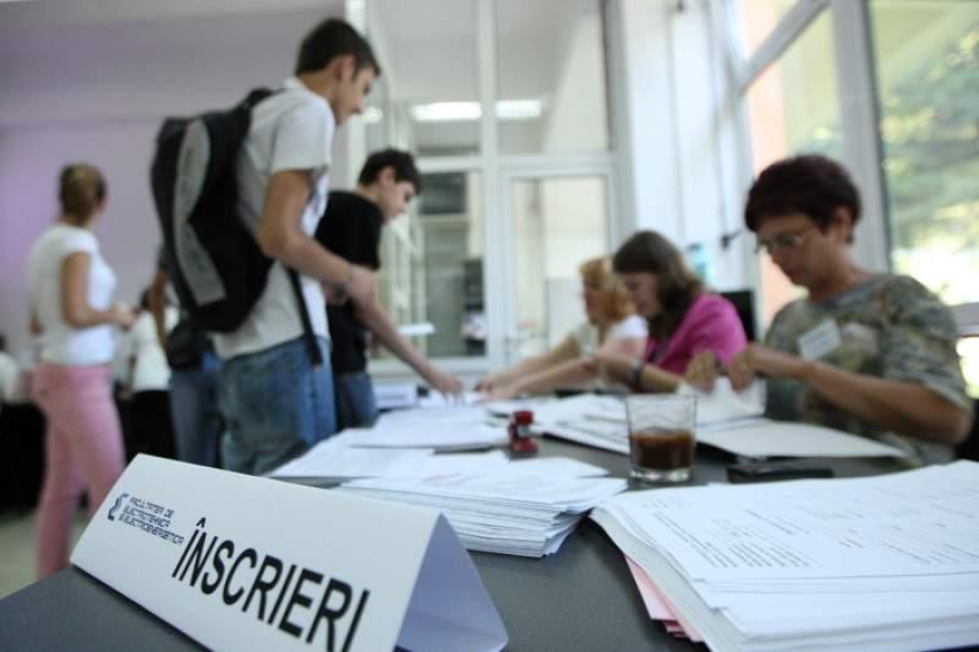 Universitatea ”Dunărea de Jos”: Cererile de înscriere, până pe 4 octombrie