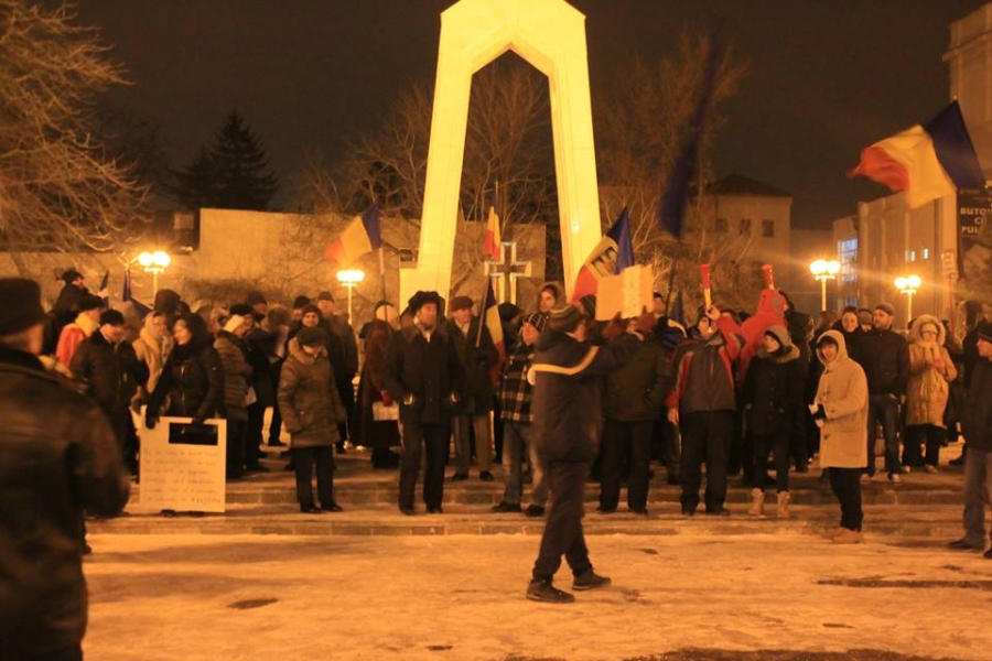 A 12-a zi de PROTESTE | Zeci de gălățeni s-au mobilizat și au iesit din nou în stradă