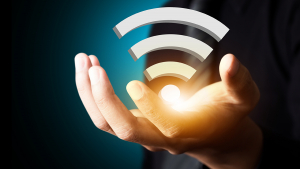 Puncte Wi-Fi gratuite în spaţiile publice