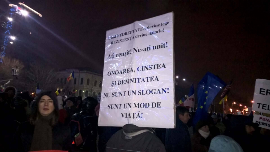 PSD va renunţa la amendamentele care pun condiţii pentru gratuitatea primită de studenţi la călătoriile cu trenul