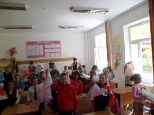 Campania „Ajută un copil să crească sănătos”: Lecţie de solidaritate în comuna gălăţeană Costache Negri