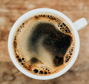 Excesul de cafea afectează creierul