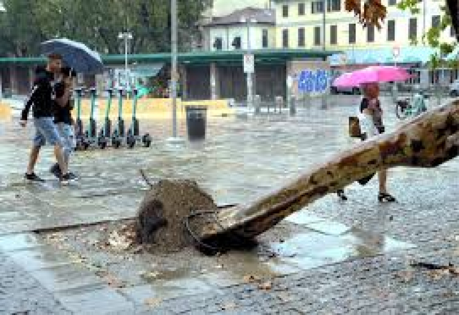 După caniculă, a venit ciclonul Poppea