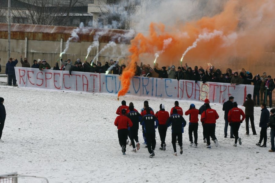 Start în pregătiri cu gândul la un nou trofeu: Fanii cer „Să vină Cupa la Galaţi!”