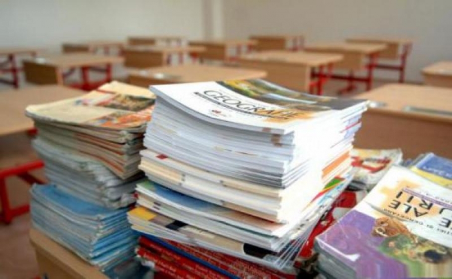 NOUTATE în Educaţie: MANUALELE vor fi elaborate împreună cu elevii şi profesorii