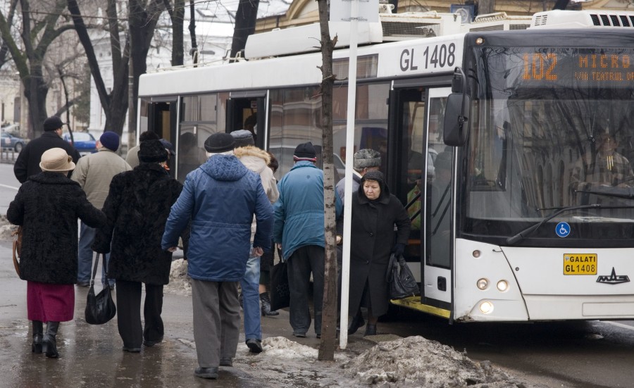 Veşti proaste pentru gălăţeni/ Se scumpeşte transportul local de persoane