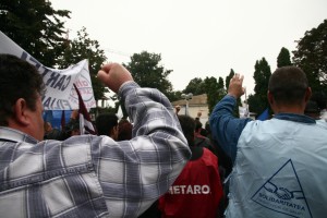 Vor locuri de muncă şi venituri decente! Sindicaliştii gălăţeni ies luni în stradă