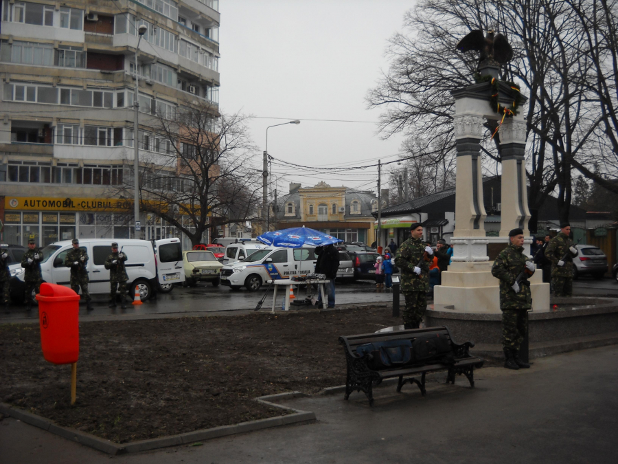 Expoziţie pe tema celui mai nou monument din Galaţi