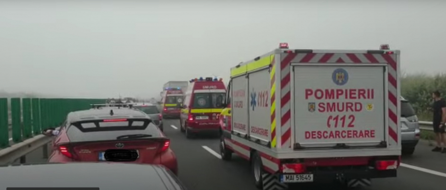 Patru accidente în lanț, cu zeci de răniți, pe Autostrada Soarelui