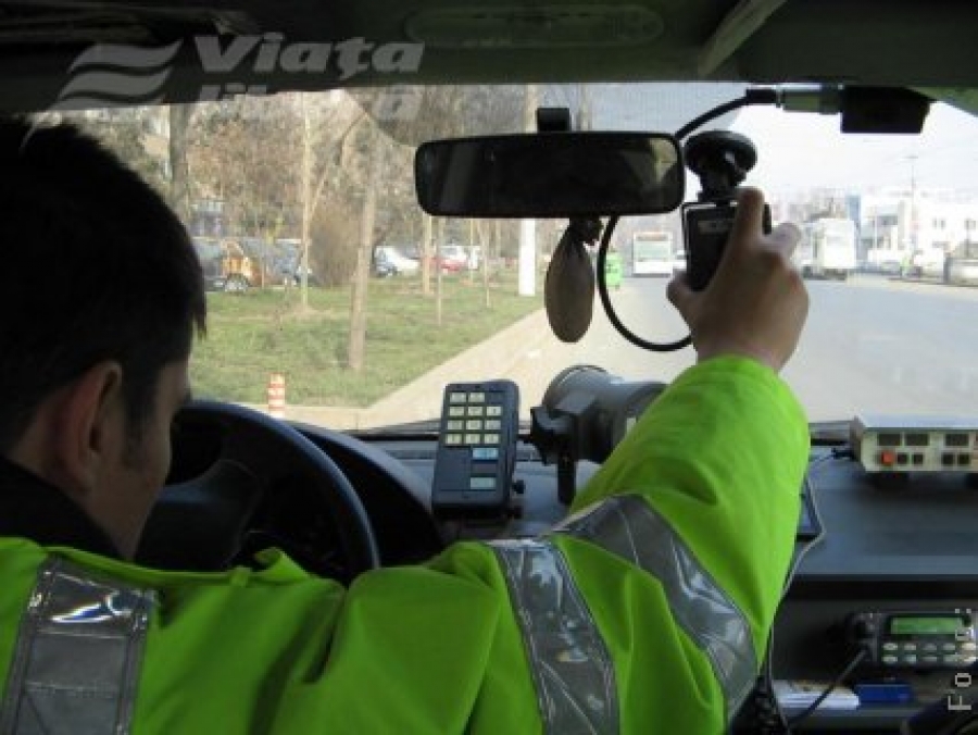 Weekend cu potop de radare şi filtre antialcool