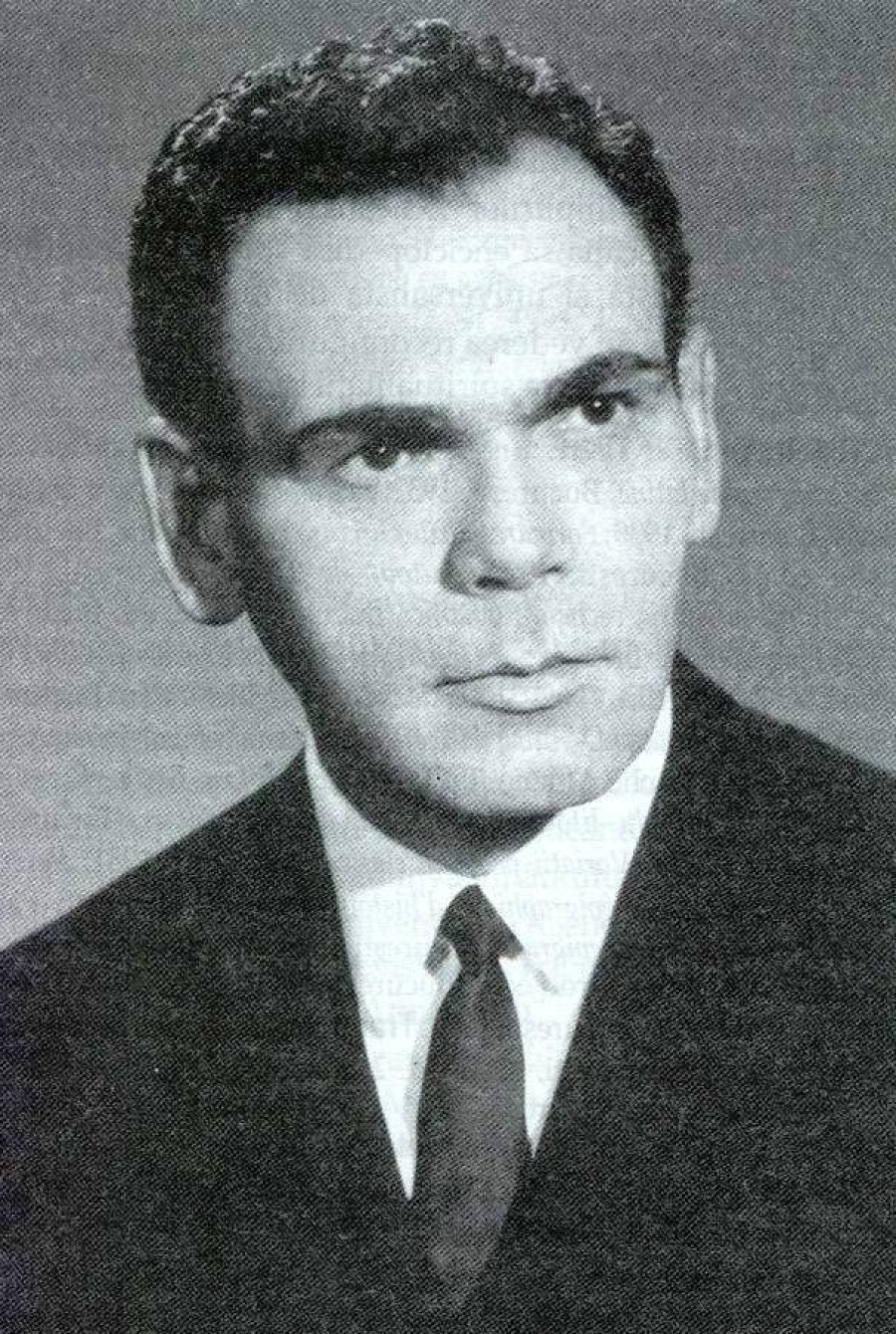 Cariere. Alexandru Piru, istoric și critic literar