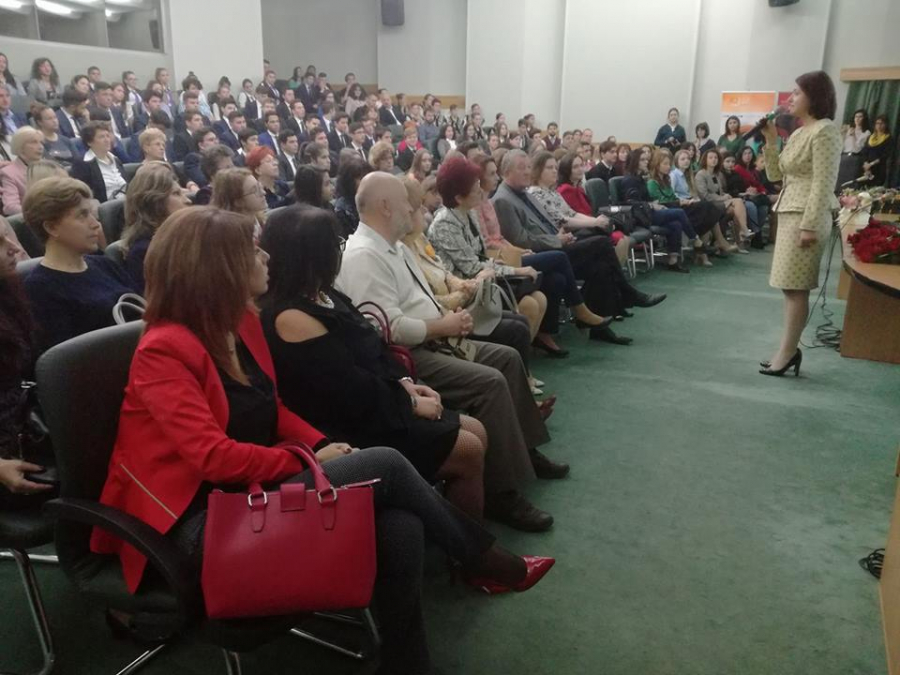 De Ziua Mondială a Educaţiei. Premii pentru excelenţa învăţământului gălăţean