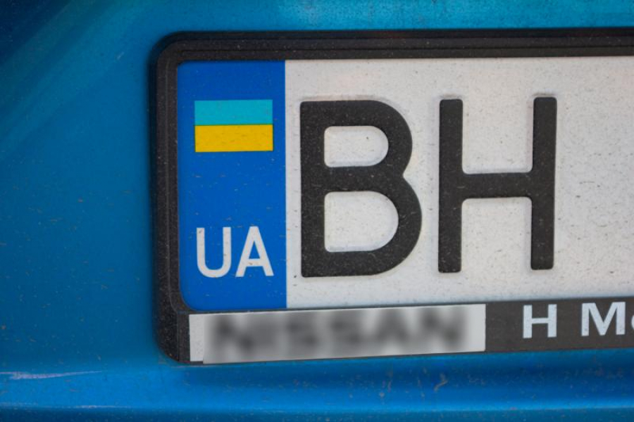 Scădere a traficului și a numărului de permise pentru ucraineni