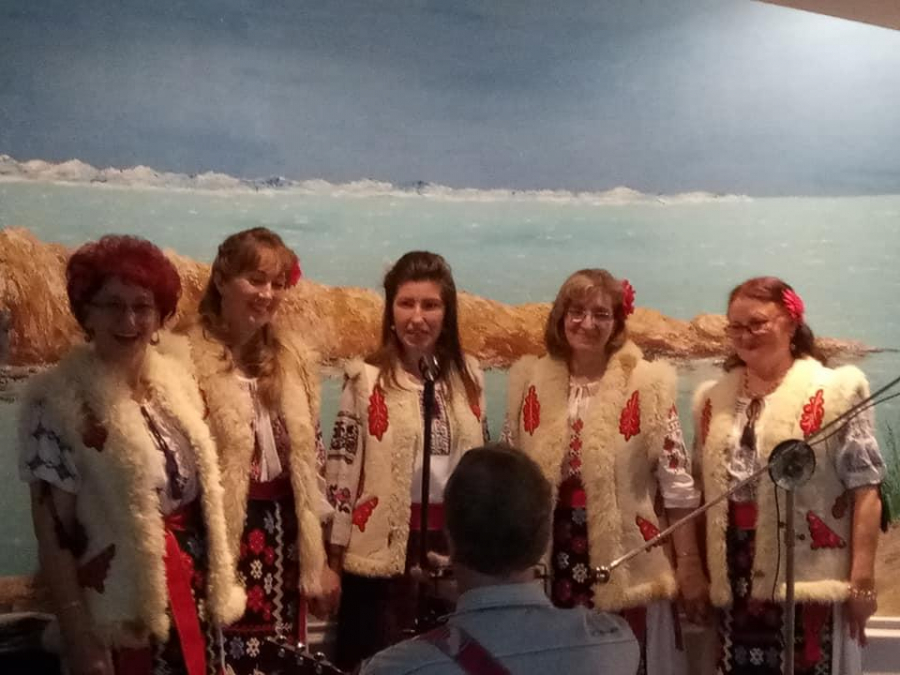 ”Doina Dunării” - un grup folcloric alcătuit din educatoare