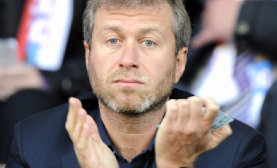 Presa din Rusia: Roman Abramovich a fost reţinut în Statele Unite. Purtătorul de cuvânt al miliardarului neagă