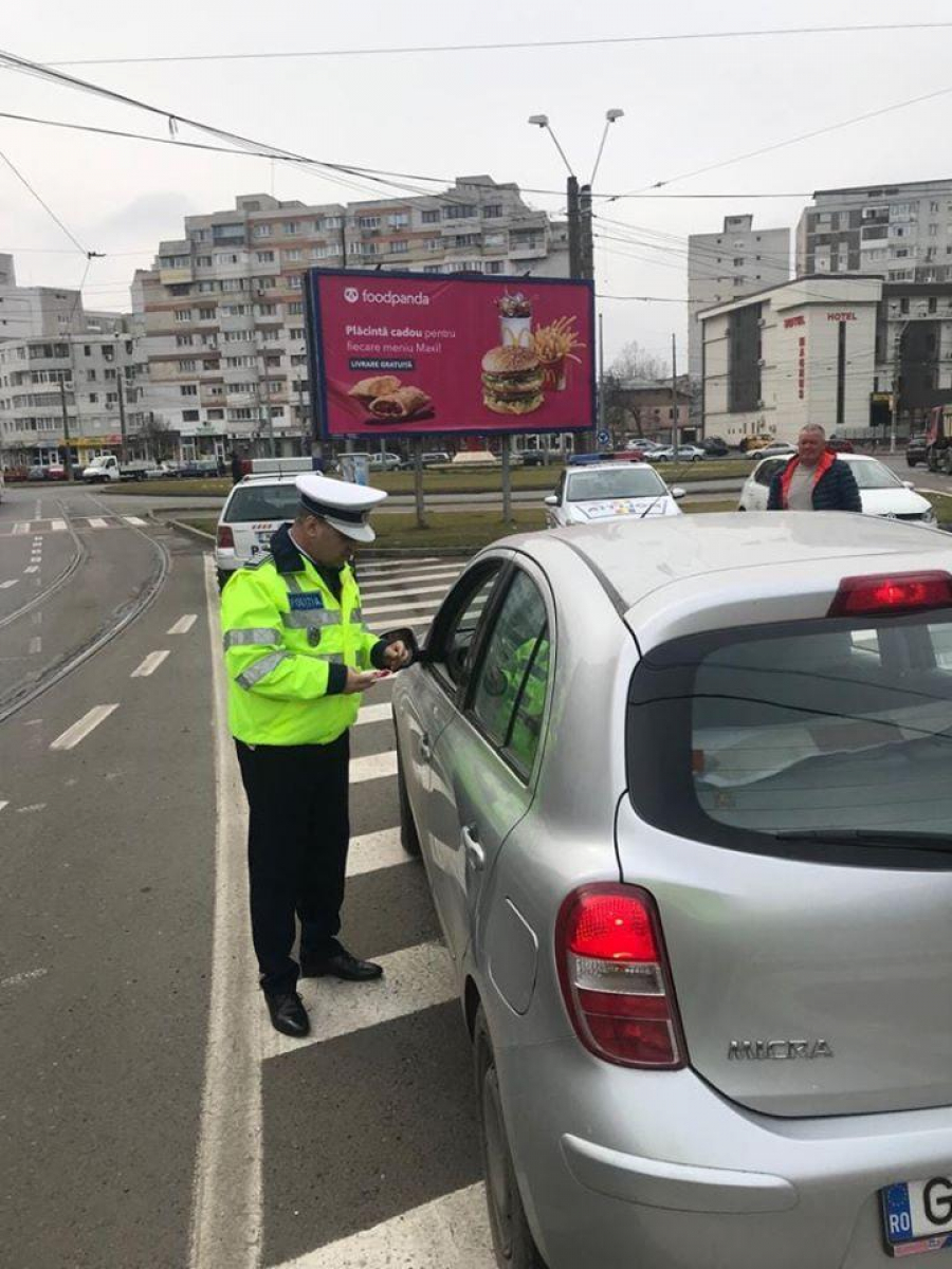 Sute de şoferi vitezomani şi beţi, pe străzile Galaţiului