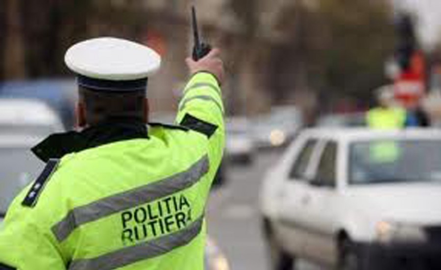 UTIL/ Când pot fi opriți ŞOFERII în trafic de către POLIŢIE