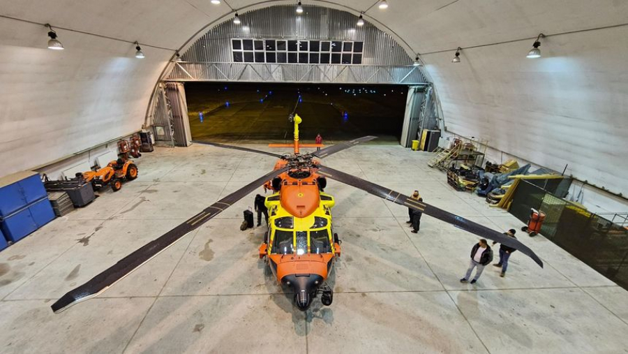 Primul elicopter BlackHawk pentru SMURD a ajuns în România
