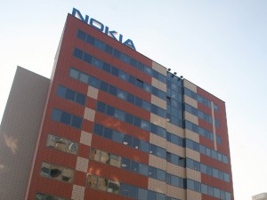 Au fost anunţaţi primii angajaţi disponibilizaţi de la fabrica Nokia din Jucu 