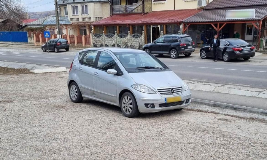 Autoturism radiat din circulație, în trafic