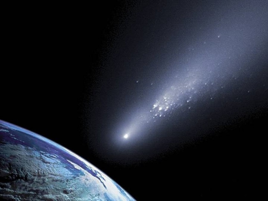 Rămăşiţele cometei ISON, aduse în premieră mondială la Galaţi