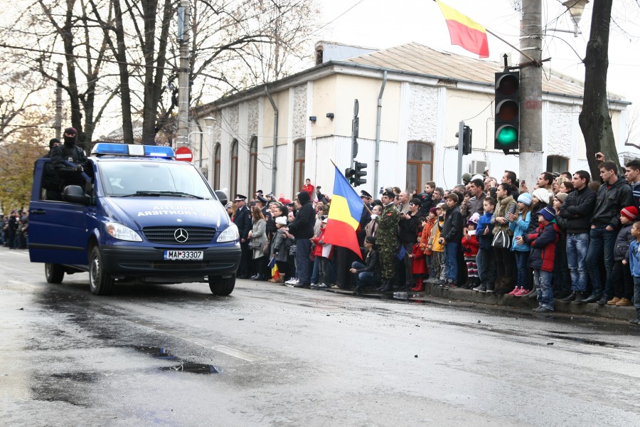 Eleganţă: Prefectul le mulţumeşte gălăţenilor pentru decenţă