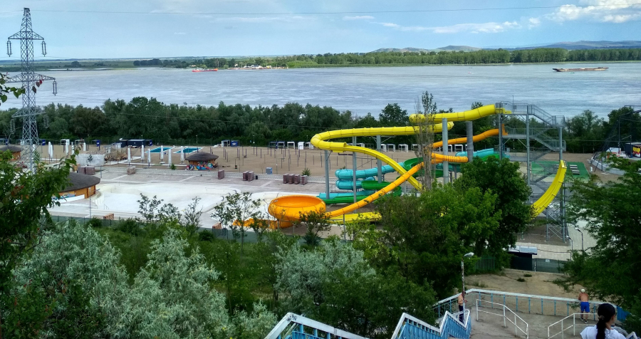 Noile piscine de la Plaja „Dunărea”, în probe. Tarifele rămân aceleaşi, spun administratorii