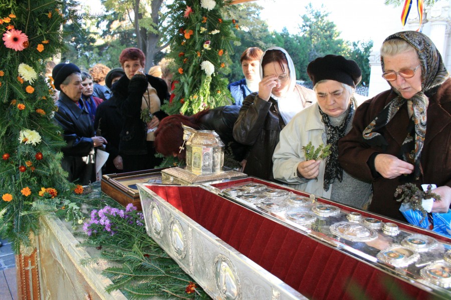 Astăzi, ora 15.00: Procesiune pe Strada Domnească