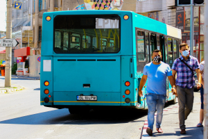 Purtarea măştii de protecţie în autobuz, obligatorie