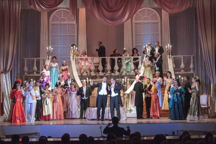 O operetă CELEBRĂ, la Teatrul Muzical/ "Liliacul" lui Strauss-fiul, cu o distribuţie strălucită