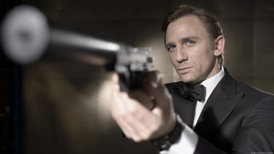 Atac la „Bond, James Bond”