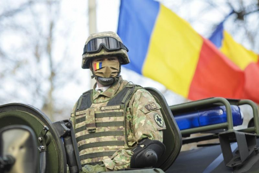 Paradă Militară la Arcul de Triumf din Capitală