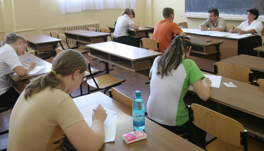 Cum se pot înscrie candidaţii la examenul de Bacalaureat