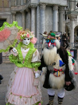 Cu mască, fără mască: Paul Buţa, a patra oară la Carnavalul de la Veneţia